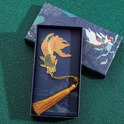 Simple hollow brass bookmark, beautiful four leaf clover dragonfly bookmark, bookmark, book friend gift, reading supplies