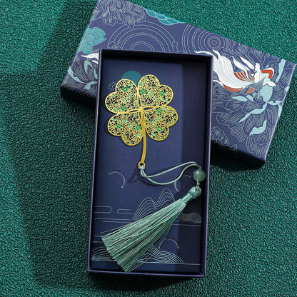 Simple hollow brass bookmark, beautiful four leaf clover dragonfly bookmark, bookmark, book friend gift, reading supplies